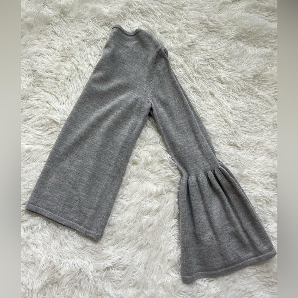 Cynthia Rowley Grey wool Sweater with bellbottom sleeve
